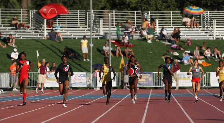 2010 CIF Saturday-095.JPG - 2010 CIF Track and Field Championships, June 4-5, Buchanan High School, Clovis, CA.